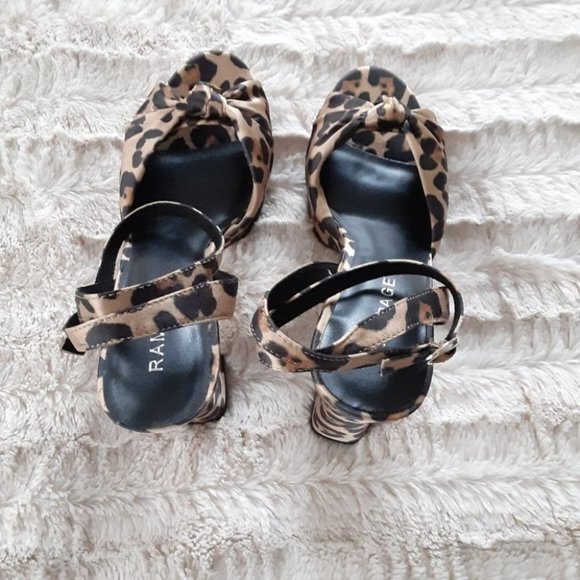 Rampage Leopard Print Heels Size 7.5M Mob Wife Platform Ankle Strap Y2K - Picture 4 of 7